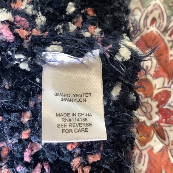 Peyton Primrose blue/multi soft sweater - Picture 5 of 8